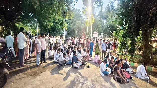  జీవో-11 రద్దుచేయాలి