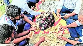 బిచ్చగత్తె ఇంట్లో 3.50 లక్షల నగదు!