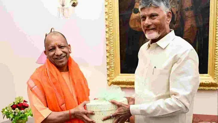 ప్రధాని మోదీ జన్మదినం.. వారణాసిలో పర్యటించిన సీఎం చంద్రబాబు
