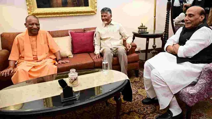 ప్రధాని మోదీ జన్మదినం.. వారణాసిలో పర్యటించిన సీఎం చంద్రబాబు
