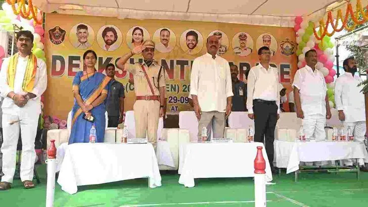  శ్రీకాకుళం జిల్లాలో పోలీసు కానిస్టేబుళ్ల ‘పాసింగ్‌ అవుట్‌ పరేడ్‌.. హాజరైన మంత్రి అచ్చెన్నాయుడు