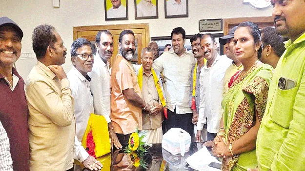  టీడీపీలో భారీ చేరికలు