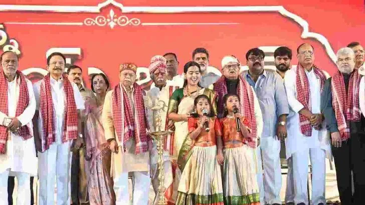 మాజీ గవర్నర్‌ బండారు దత్తాత్రేయ ఆధ్వర్యంలో అలయ్‌ బలయ్‌
