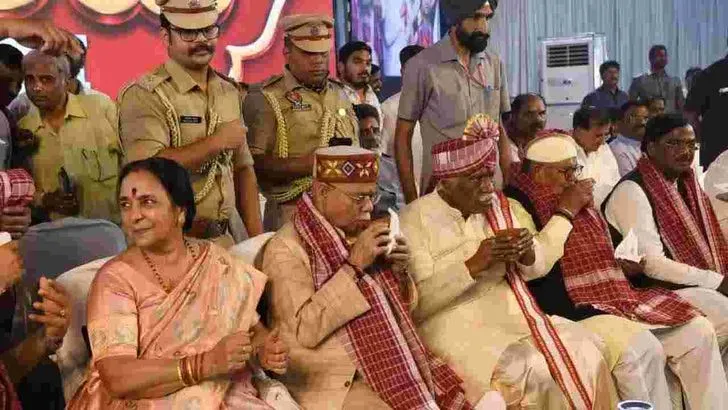మాజీ గవర్నర్‌ బండారు దత్తాత్రేయ ఆధ్వర్యంలో అలయ్‌ బలయ్‌