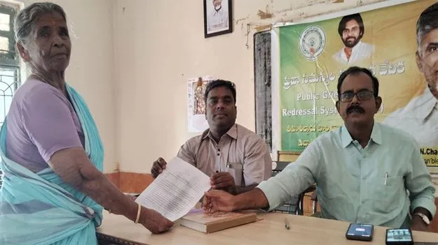 సమస్య పరిష్కరించకనే....!