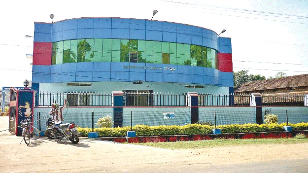   బొబ్బిలిలో రెబల్స్‌ టెన్షన్‌