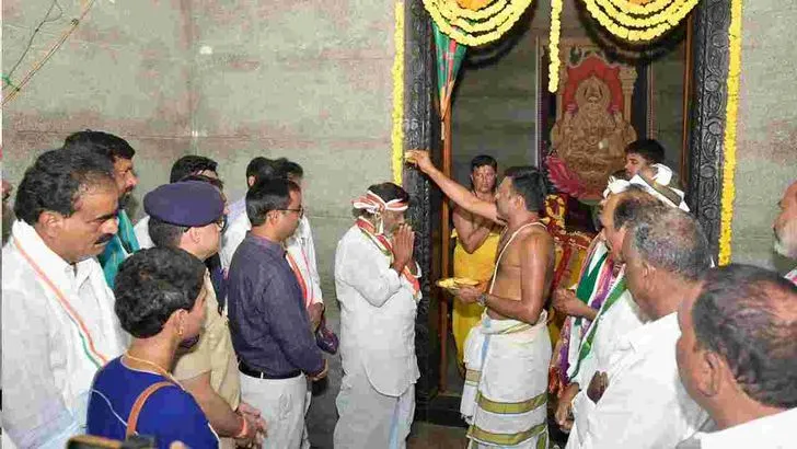 అద్భుత వేంకటేశ్వరస్వామిని దర్శించుకున్న భట్టి విక్రమార్క