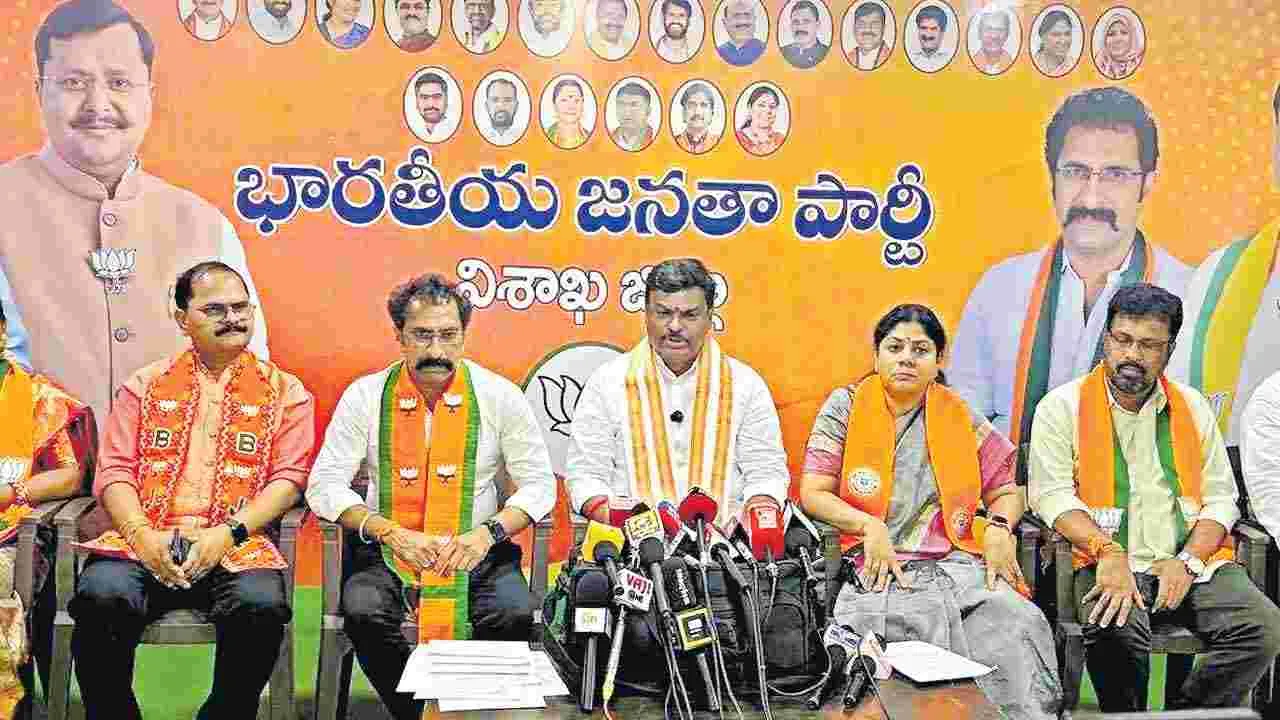 ప్రతిపక్షాలది తప్పుడు ప్రచారం