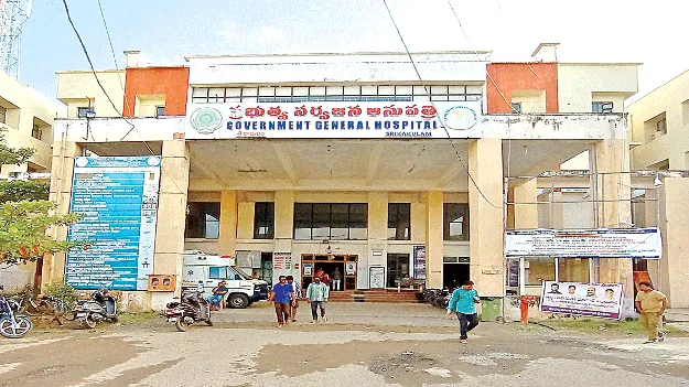   ఆదేశాలు సరే.. ఆచరణో!