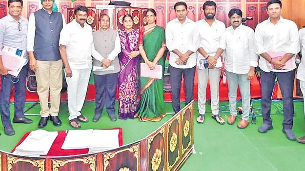 నీళ్లియ్యమని నన్ను అడగొద్దు