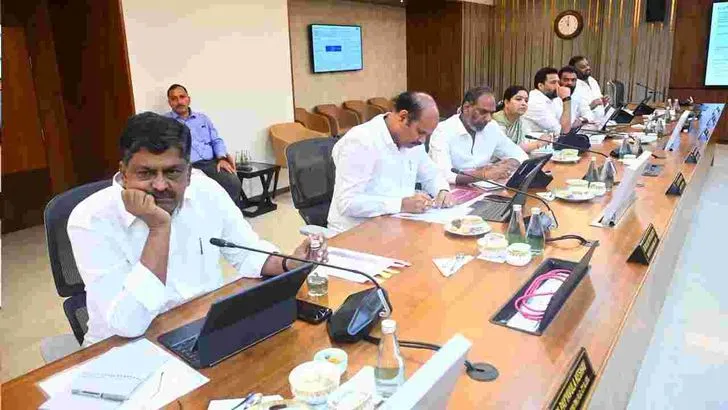 ఏపీ కేబినెట్ భేటీ.. 60కు పైగా అజెండా అంశాలపై చర్చ