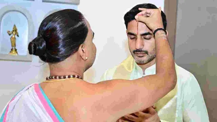నేత్రపర్వంగా శ్రీవారి సాలకట్ల బ్రహ్మోత్సవాలు.. పట్టువస్త్రాలను సమర్పించిన సీఎం చంద్రబాబు   