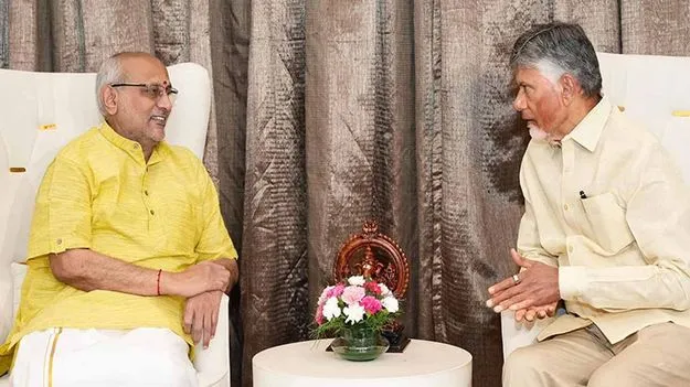 చంద్రబాబు, ఉపరాష్ట్రపతి చేతుల మీదుగా ఆవిష్కరించనున్న తొలి నాన్ జీఎంఓ పాప్‌కార్న్ హైబ్రిడ్ వంగడం