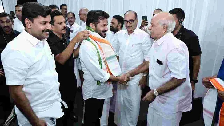 సీఎం రేవంత్‌‌రెడ్డి‌కి కేరళ ప్రతిష్ఠాత్మక ‘బెస్ట్ పబ్లిక్ సర్వెంట్’ అవార్డ్