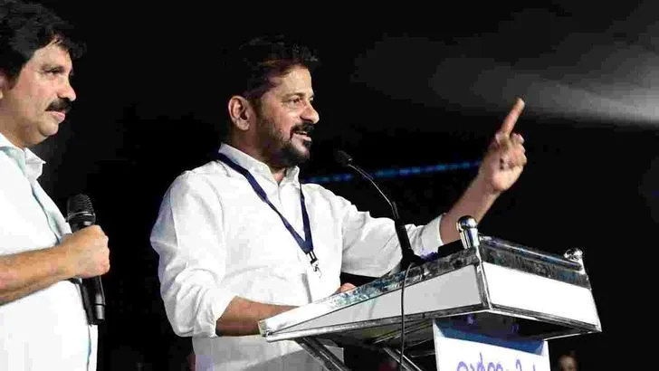 సీఎం రేవంత్‌‌రెడ్డి‌కి కేరళ ప్రతిష్ఠాత్మక ‘బెస్ట్ పబ్లిక్ సర్వెంట్’ అవార్డ్
