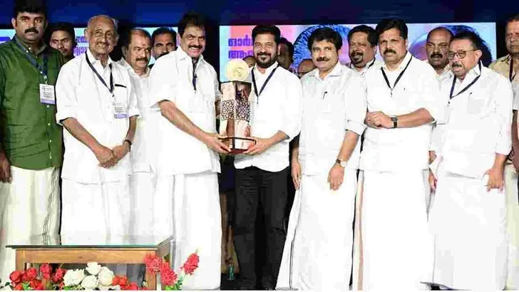 సీఎం రేవంత్‌‌రెడ్డి‌కి కేరళ ప్రతిష్ఠాత్మక ‘బెస్ట్ పబ్లిక్ సర్వెంట్’ అవార్డ్