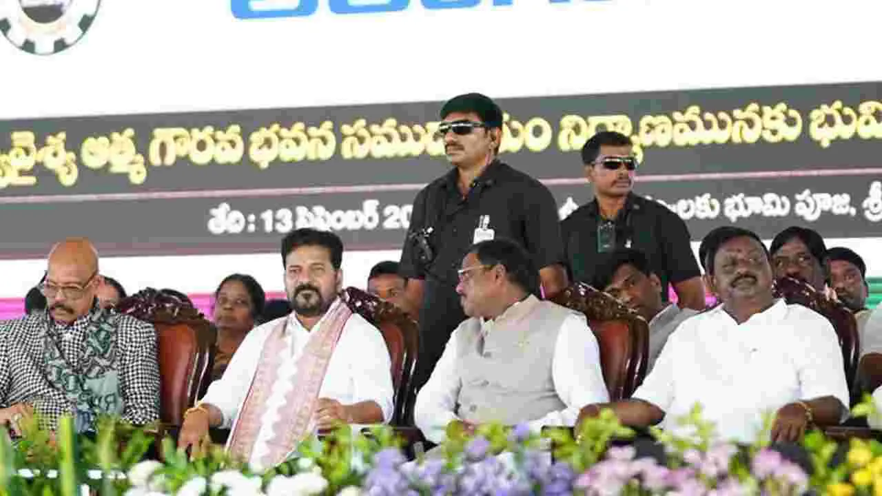 ఐక్యంగా ఉంటేనే మీకు కోటా.. వాటా..