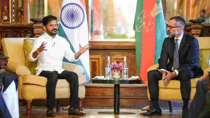 ప్రిన్స్ రహీమ్ ఆగాఖాన్Vతో సీఎం రేవంత్ రెడ్డి భేటీ