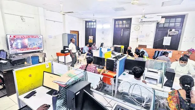 తుఫాన్‌ అలర్ట్‌ 