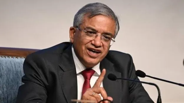  యూపీ బోర్డ్ పరీక్షల్లో టాపర్ నుంచి హార్వర్డ్‌ వరకు.. సీఈసీ జ్ఞానేశ్ కుమార్ ప్రస్థానం!
