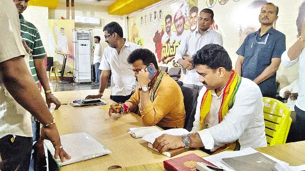 ప్రజాదర్బార్‌లో వినతుల స్వీకరణ