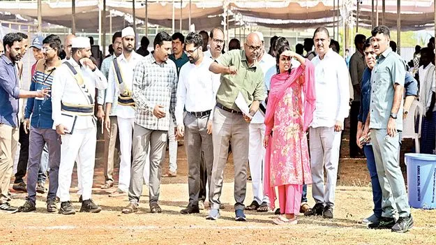 పోలింగ్‌కు పకడ్బందీగా ఏర్పాట్లు 