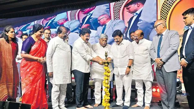 పర్యాటకాంధ్రప్రదేశ్‌ దిశగా పయనం