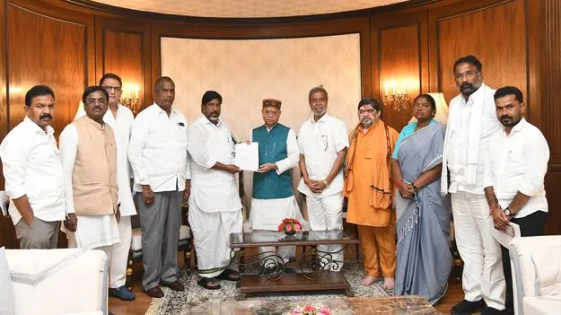 దళితులు, మహిళల ఆత్మగౌరవాన్ని కాపాడాలి
