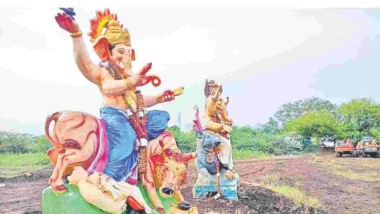 గంగ కోసం గణనాథుడి నిరీక్షణ!