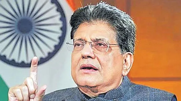 పదవులు, పురస్కారాలతో తాయిలాలు!