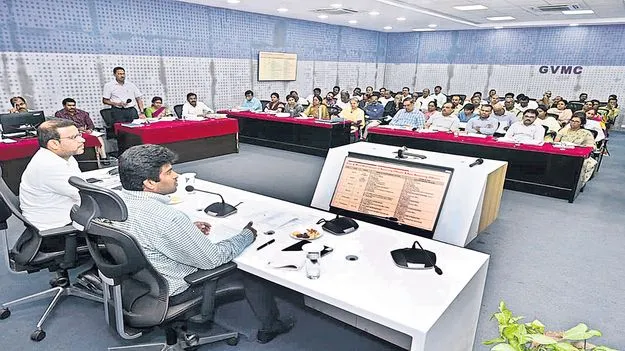 ఫొటోతో కూడిన ఓటర్‌ స్లిప్పులు అందజేయాలి