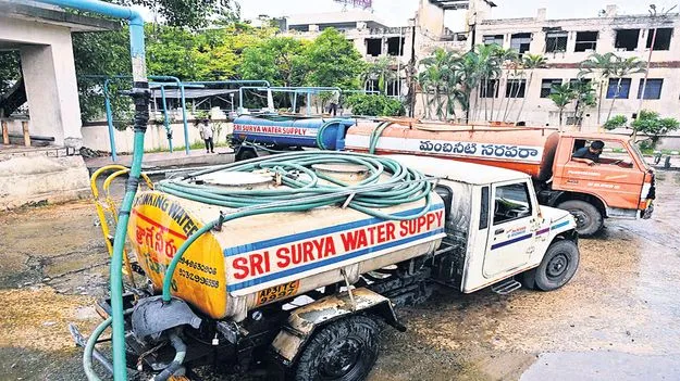 తాగునీటికి తిప్పలు 