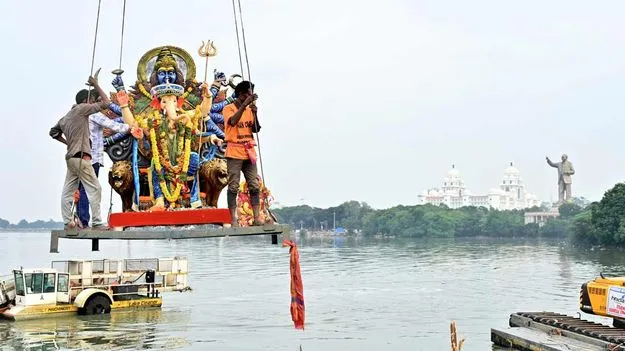 భాగ్యనగరంలో గణేశ్ నిమజ్జనాలకు భారీ భద్రతా ఏర్పాట్లు
