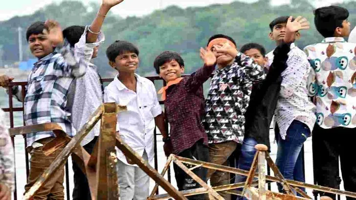 ఖైరతాబాద్ వినాయకుడి నిమజ్జనానికి సర్వం సిద్ధం