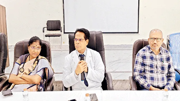 వైద్య సేవల్లో అంతరాయం కలగకుండా చూడాలి
