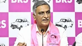 రైతులపై కేసులు నమోదు.. అత్యంత హేయమైన చర్య: ఎమ్మెల్యే హరీశ్ రావు
