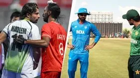 పాక్‌తో మ్యాచ్‌లో హ్యాండ్‌షేక్‌కు దూరంగా భారత్‌.. ఎందుకిలా.?