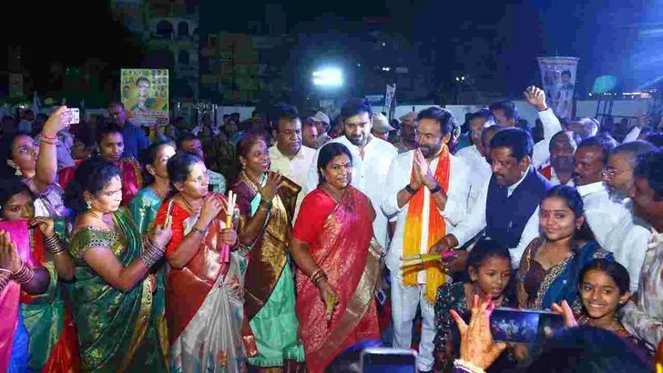 హైదరాబాద్‌లో సద్దుల బతుకమ్మ వేడుకల్లో పాల్గొన్న కేంద్రమంత్రి కిషన్‌రెడ్డి