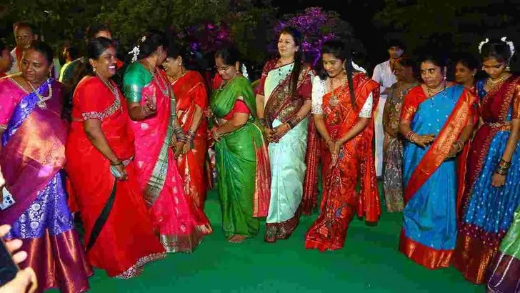హైదరాబాద్‌లో సద్దుల బతుకమ్మ వేడుకల్లో పాల్గొన్న కేంద్రమంత్రి కిషన్‌రెడ్డి
