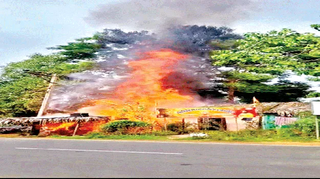 కొత్తవలసలో భారీ అగ్నిప్రమాదం 