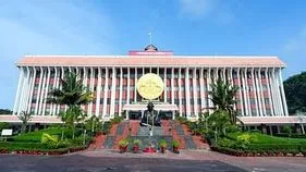జ్ఞానేశ్ కుమార్ తొలగింపుపై కేరళం అసెంబ్లీ తీర్మానం