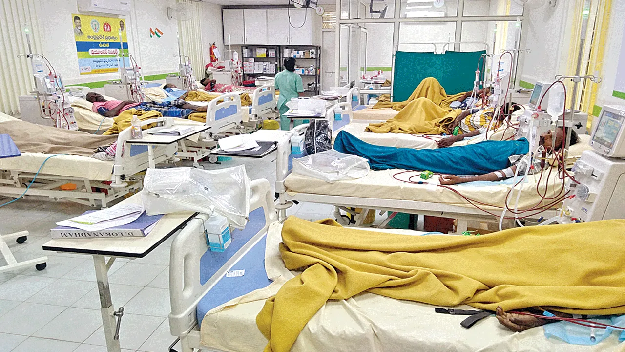 నలుగురిలో ఒకరికి కిడ్నీ ముప్పు!