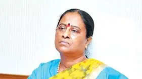 అధికారిక ఫ్లెక్సీలో కొండా సురేఖ ఫొటో ఔట్‌