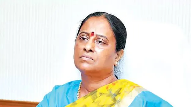 అధికారిక ఫ్లెక్సీలో కొండా సురేఖ ఫొటో ఔట్‌