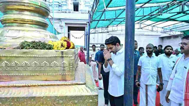 ప్రధాని మోదీ 25 ఏళ్ల ప్రజాసేవా.. మంత్రి లోకేశ్ ప్రత్యేక పూజలు