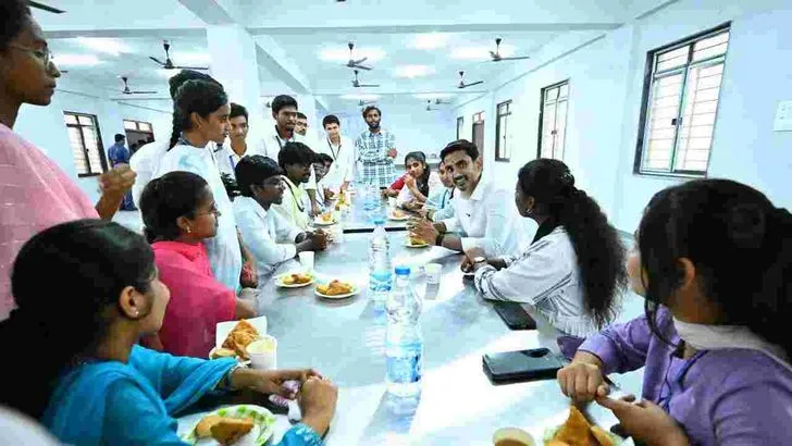 నర్సరావుపేటలో మంత్రి లోకేశ్ పర్యటన