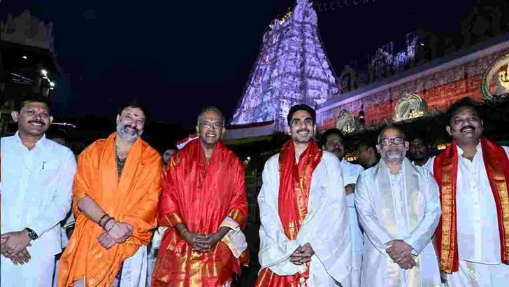 శ్రీవారిని దర్శించుకున్న ఏపీ మంత్రి నారా లోకేశ్
