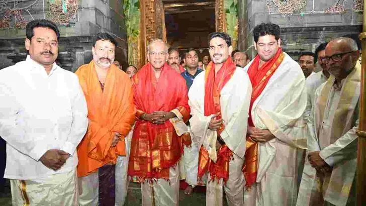 శ్రీవారిని దర్శించుకున్న ఏపీ మంత్రి నారా లోకేశ్