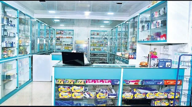 మందుల దుకాణాల మాయాజాలం