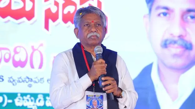 స్పీకర్‌పై బీఆర్‌ఎస్‌ ఎమ్మెల్సీ కుల దురహంకార వ్యాఖ్యలు